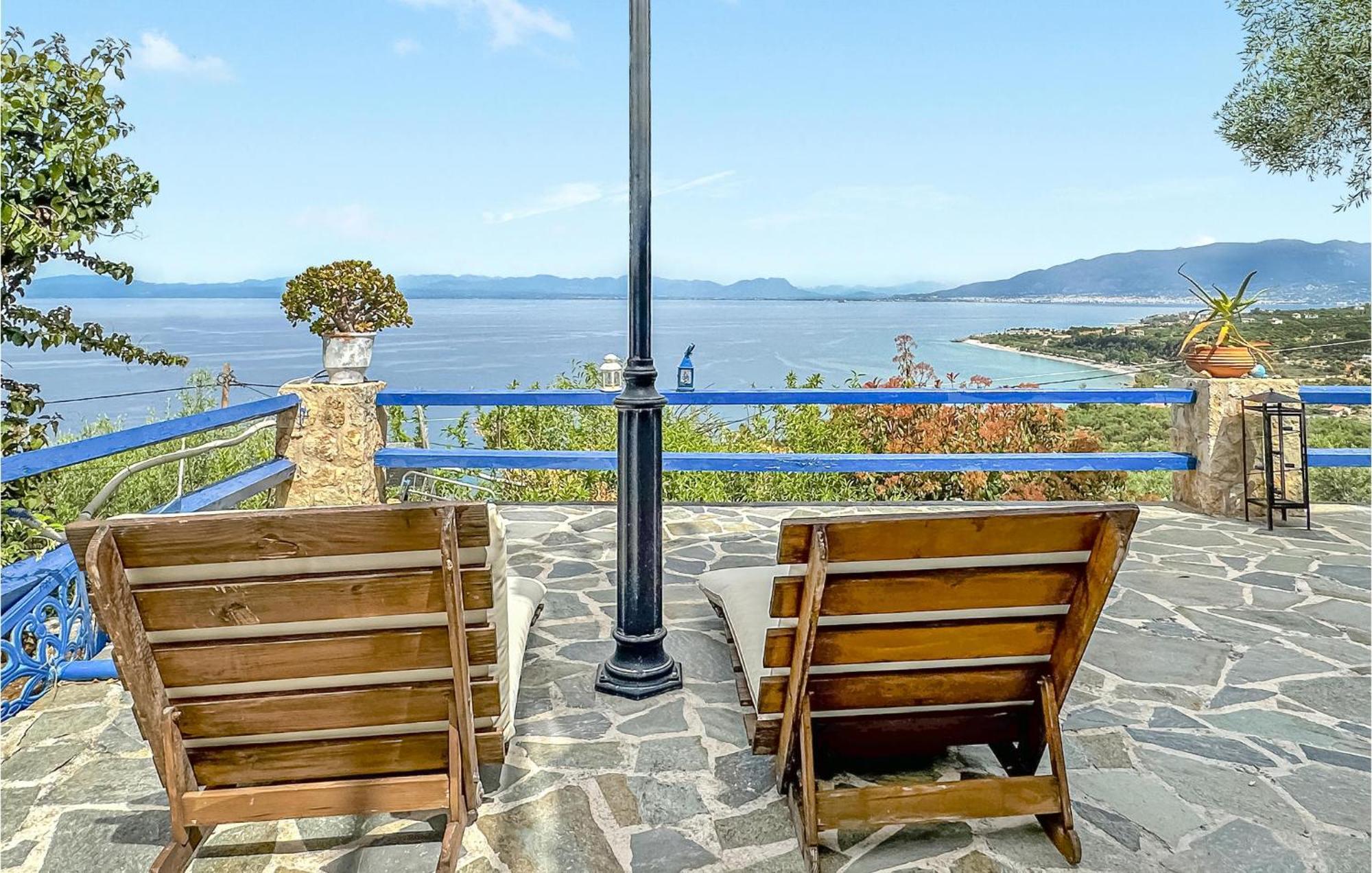 2 Bedroom Lovely Home In Kalamata Ngoại thất bức ảnh